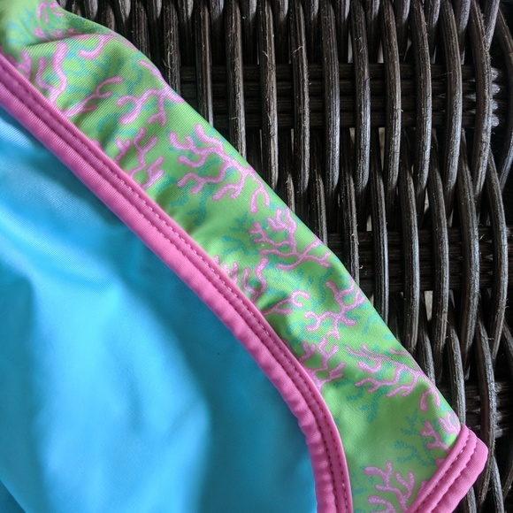 🔥 Krass & Co Athletic Shorts - Picture 3 of 5